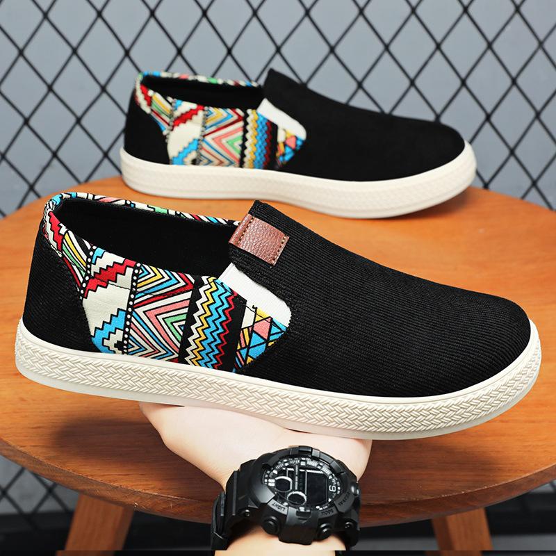 The New Style of Cloth Shoes Is Versatile Fashionable Low-top Single Shoes and Soft-soled Board Shoes