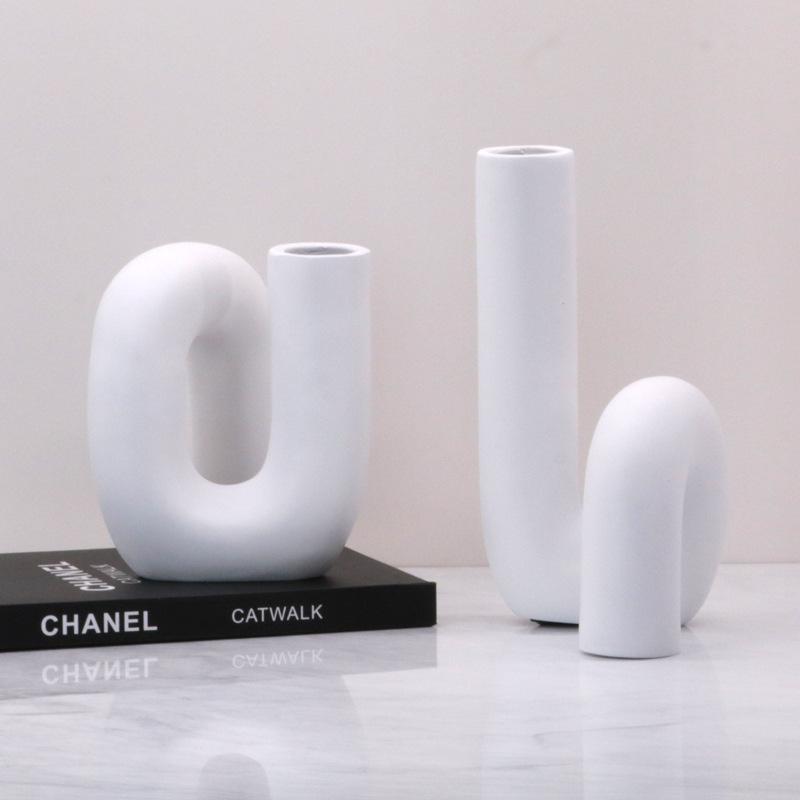 Simple Modern Electroplated Metal Decorative Ball Creative Blue and White Twisted Flower Arrangement Ornaments S-shaped Elbow Model House Accessories