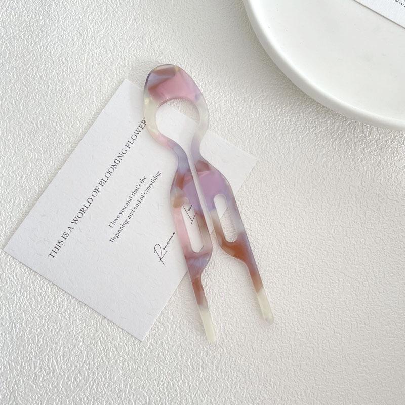 Elegant Acetate U-Shaped Hairpin for Women - Simple Updo Tool for Stylish Buns