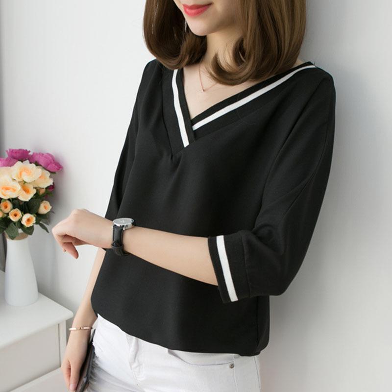 Three Quarter Sleeve Loose T-Shirt 