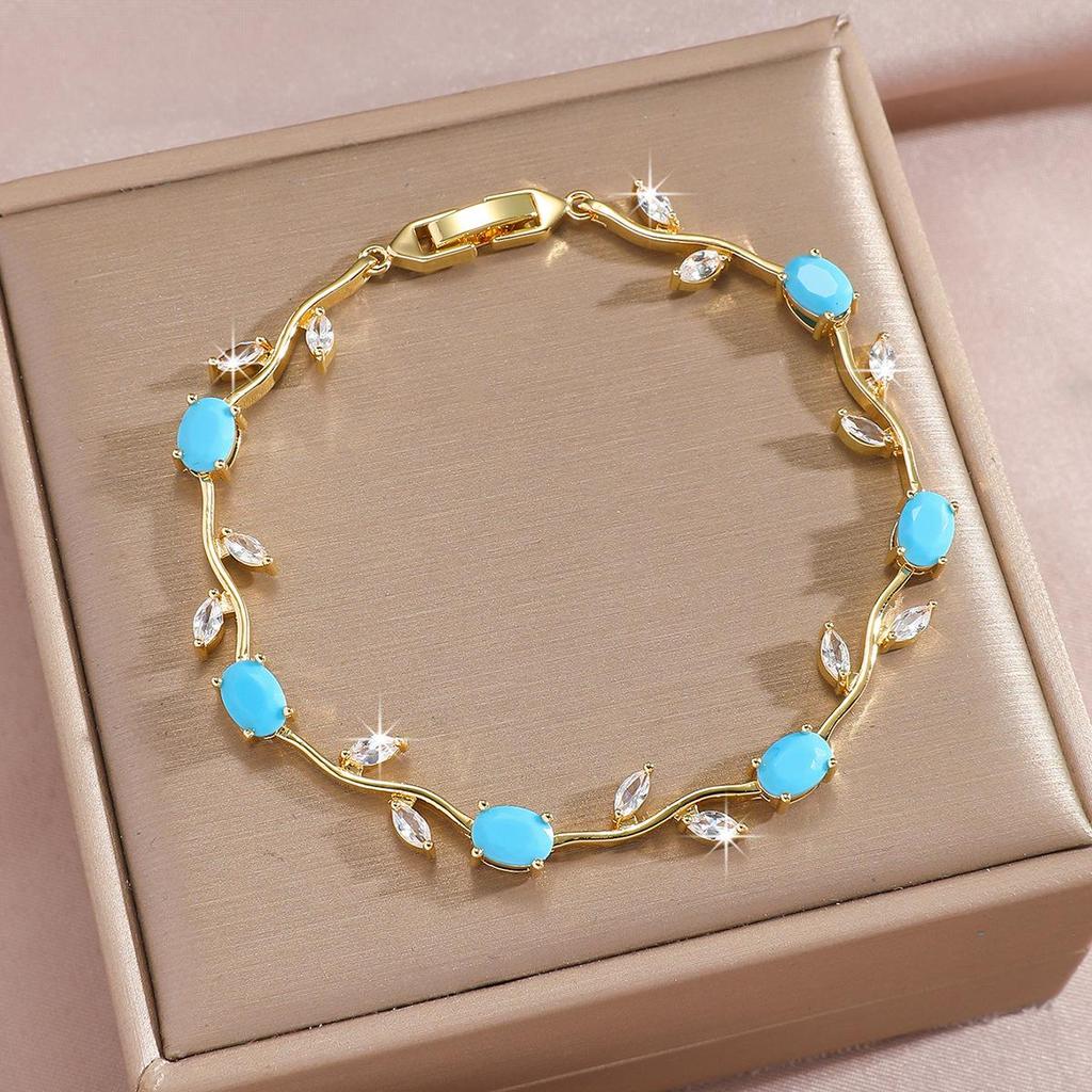 Bracelet Feuille Plaqué Or avec Incrustations de Zircon Hachuré et de Diamant