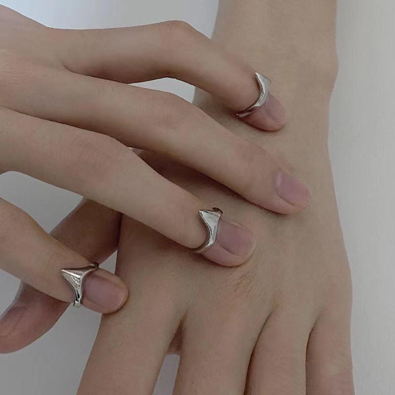 4 pièces Bague Métallique à Queue Affûtée Personnalité Simple Cool Ouverture Bague Mode pour Hommes Femmes Bijoux de Fête