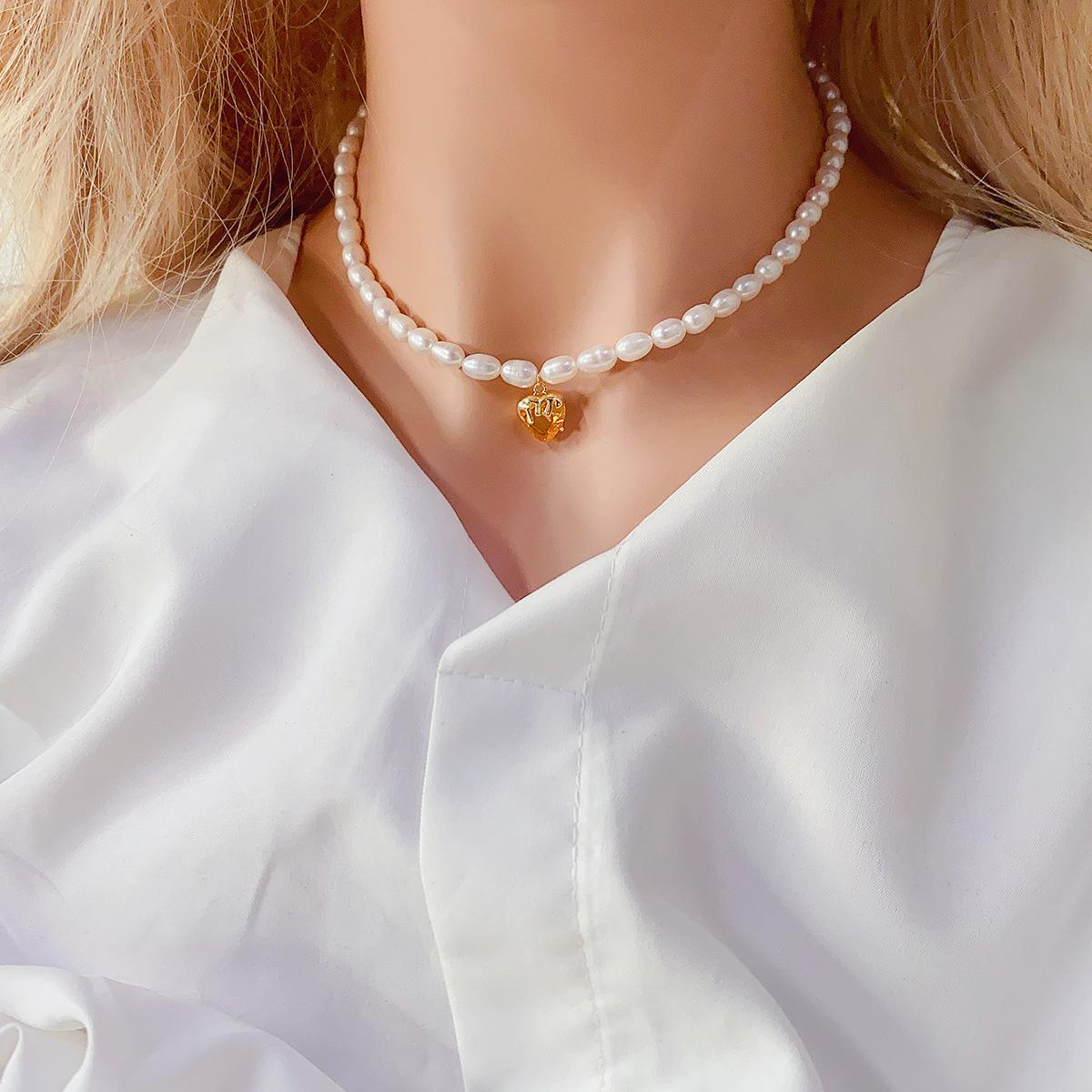 Freshwater pearl necklace heart-shaped zircon pendant neck chain collarbone chain design high-end necklace