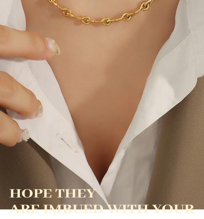 Heavy Industry-Inspired Gold-Plated Necklace & Bracelet Set with Hook-Shaped Spliced Titanium Steel Chain