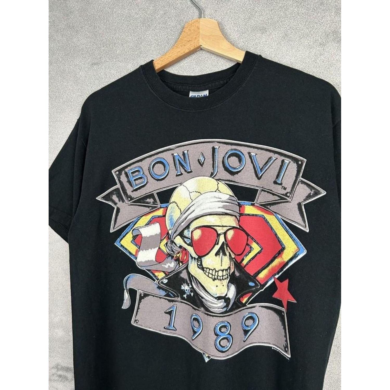 

Bon Jovi Rock Band Tour Rare Graphic Black Short Sleeve Unisex Shirt WA1235 Unisex T-Shirt XXXXXL чорний