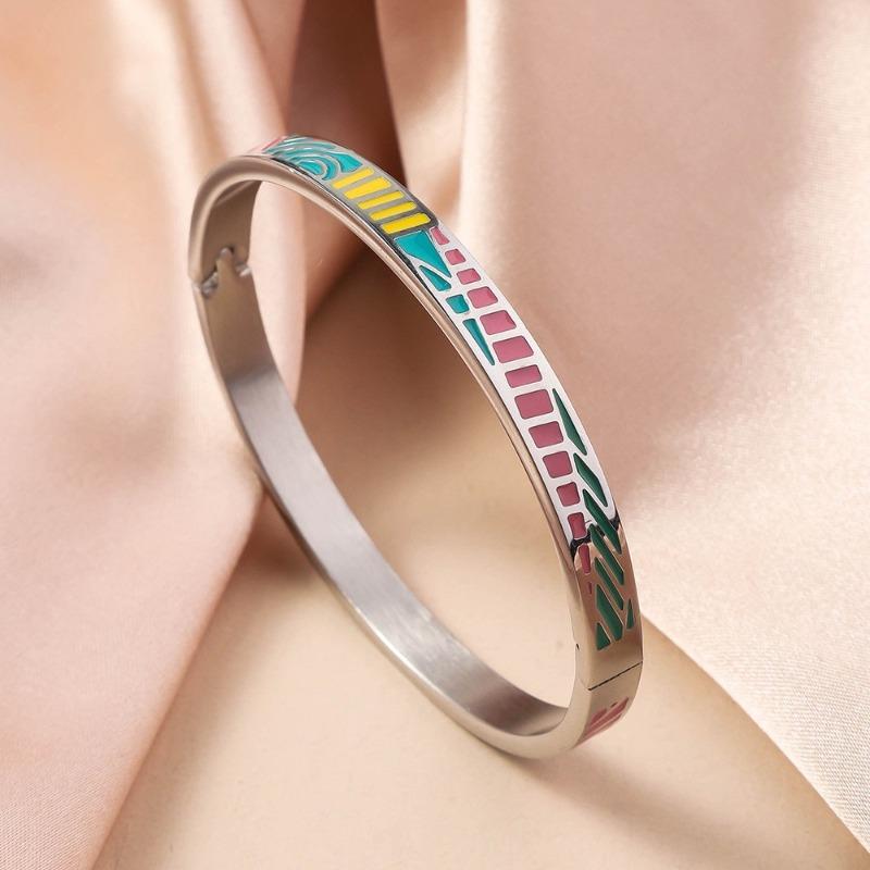 Hot-selling Titanium Steel Enamel Painted Bracelet K Vacuum Electroplating Women's Retro Personalized Oil Drip Titanium Steel Bracelet