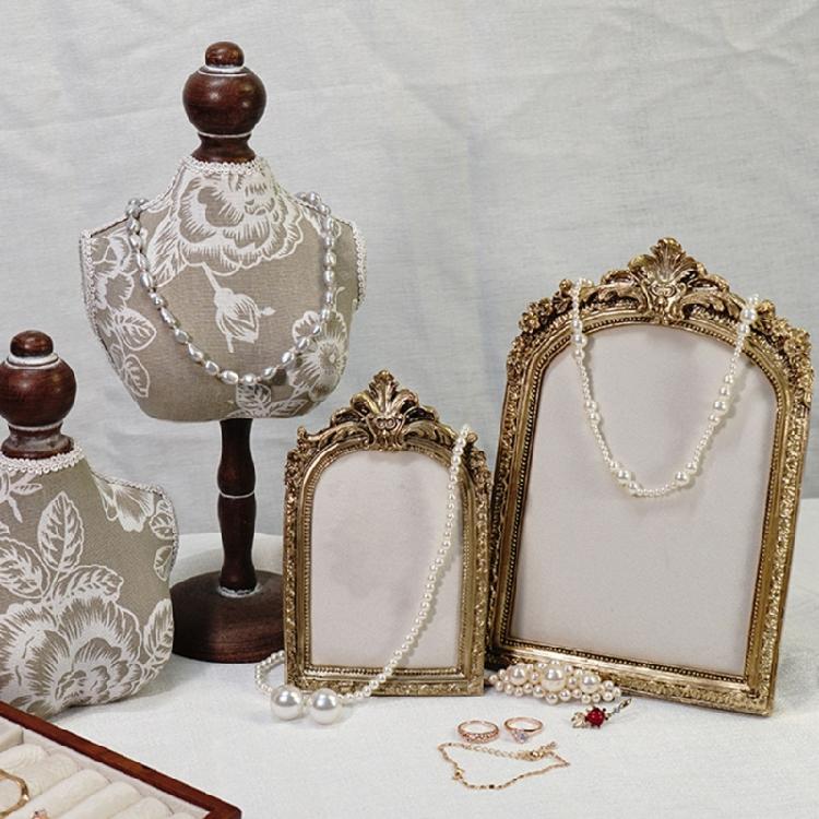 Vintage Inspired Earring Necklace Display Stand Flannel Lined Resin Frame Jewelry Organizers For Home Store Decoration