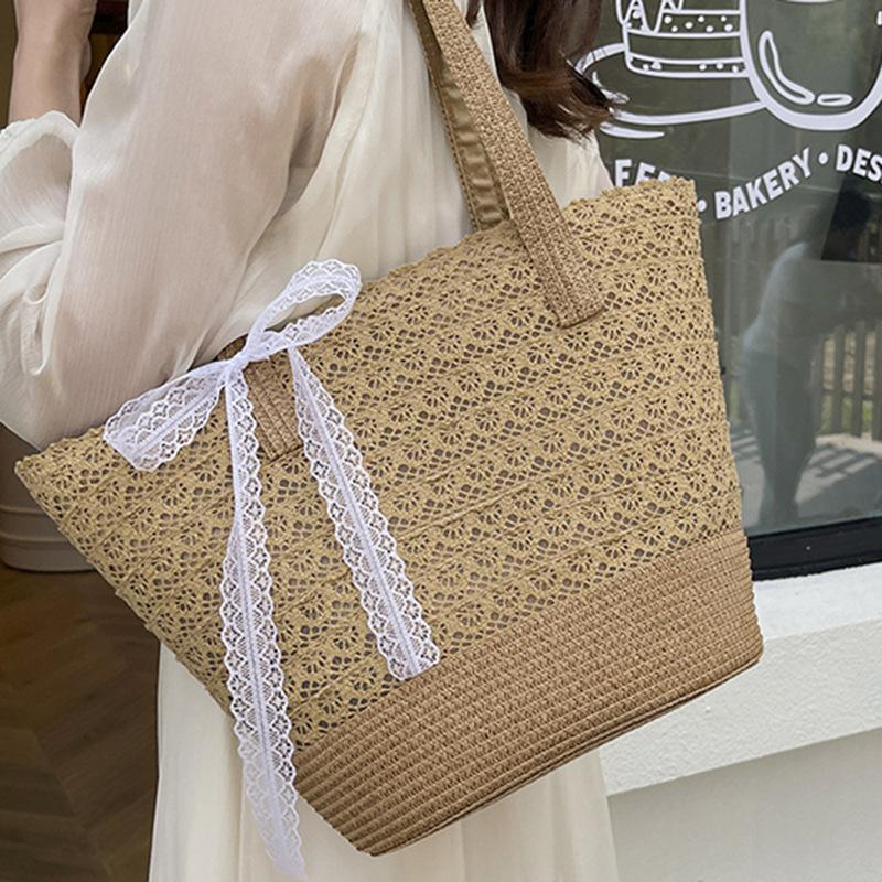 French Vacation Straw Bag Lace Woven Bag Large Capacity Tote Bag Women's 2025 Spring and Summer New Seaside Shoulder Bag