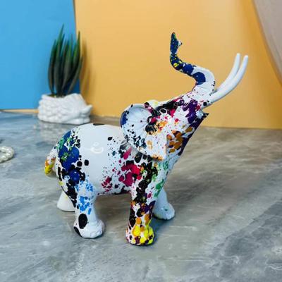 Statua Creativa a Forma di Elefante Motivo Graffiti Figura Portafortuna Resina Sintetica Stampo da Esposizione Decorazione Ufficio