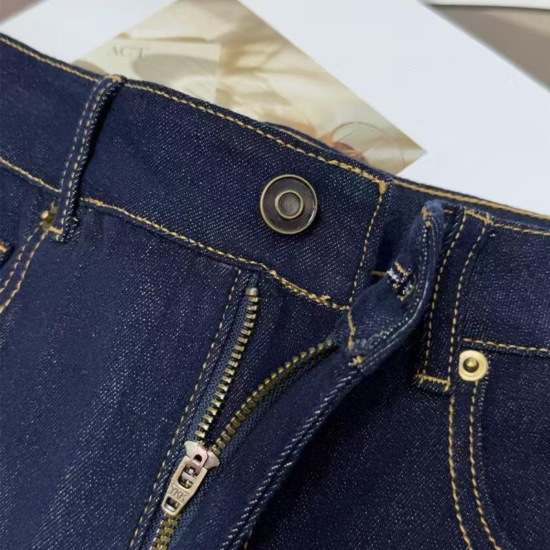 Xiaohe 25 Retro High-Waist Slimming Flare Jeans