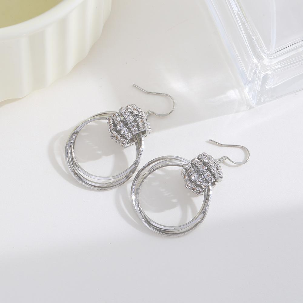 New Large Hoop Earrings, Multiple Hoop Earrings, High-end Design, Versatile Earrings and Jewelry