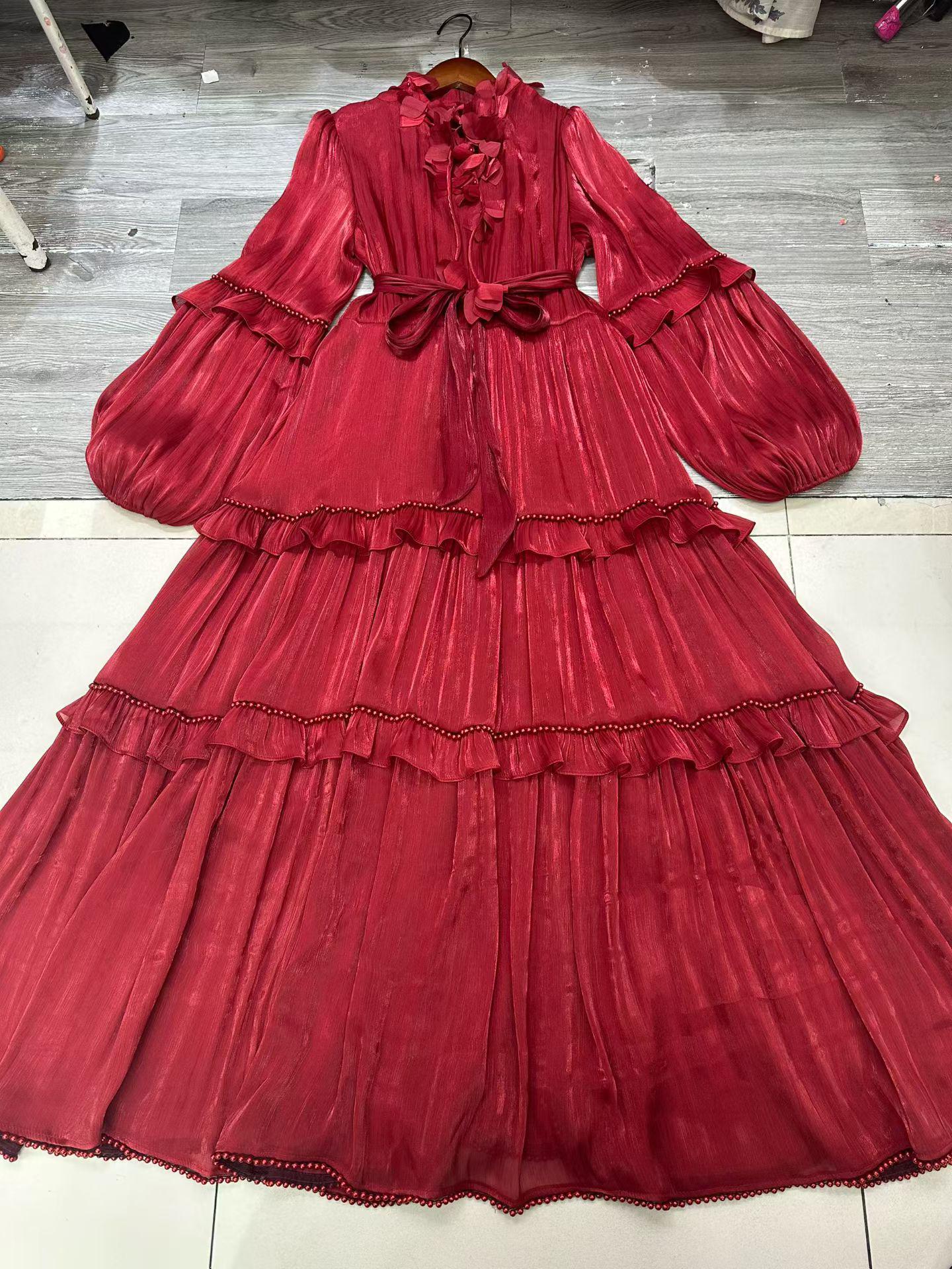 

Elegant Retro Court-Style Dress with Lantern Sleeves & Pleated Ruffles S красный