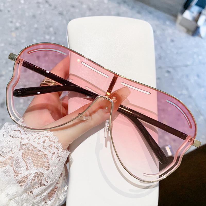 Geometric Metal Sunglasses With Uv400 Protection For Fashionable Outings And Parties