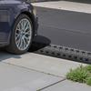 Drop Over Cable Cover, 7,938 kg/Axle Load Capacity, Heavy Duty Cable Hose Protector Ramp, Floor Cord Cover, for High Walking Traffic Areas, Indoor,