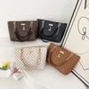 Winter New Portable Tote Bag Women's Fashion Simple Commuting Large-capacity Handbag