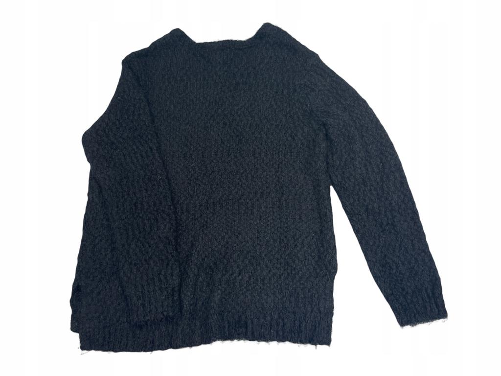 Czarny sweter z włoskami REACTION XL - Used