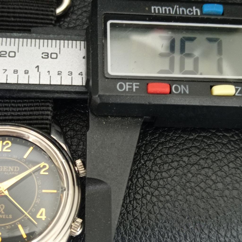 VINTAGE LEGEND MANUELL AUFZIEHBAR SCHWEIZER HERREN ÜBERHOLTE WEckerUHR a707517-1