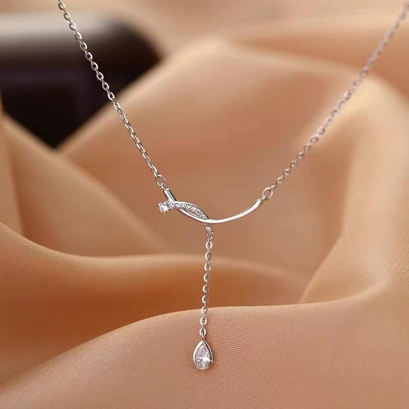 

S925 Silver Smile Face Necklace Cubic Zirconia Waterdrop Tassel Pendant Fashion Daily Wear Jewelry 925 silver білий