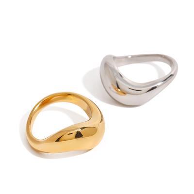 Charm Luxury 18k Gold Stainless Steel Smooth Wave Irregular Ring For Unisex Waterproof Anti Allergic Jewelry Gift