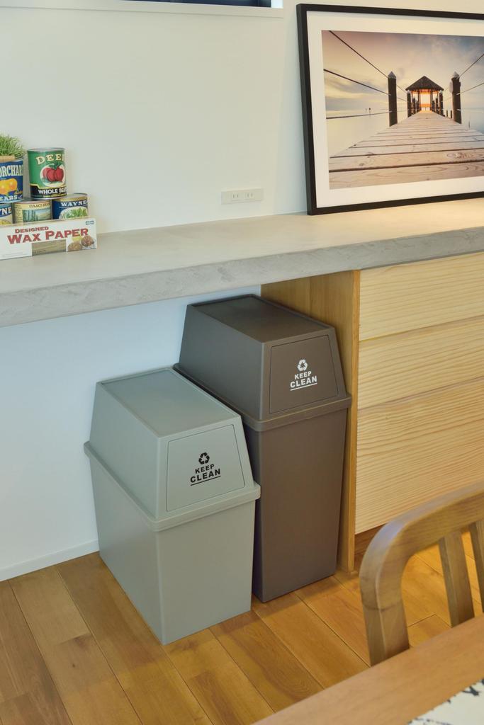 Azumaya-kk LFS-761BR Trash Can with Lid, Brown, W28 X D45 X H67cm