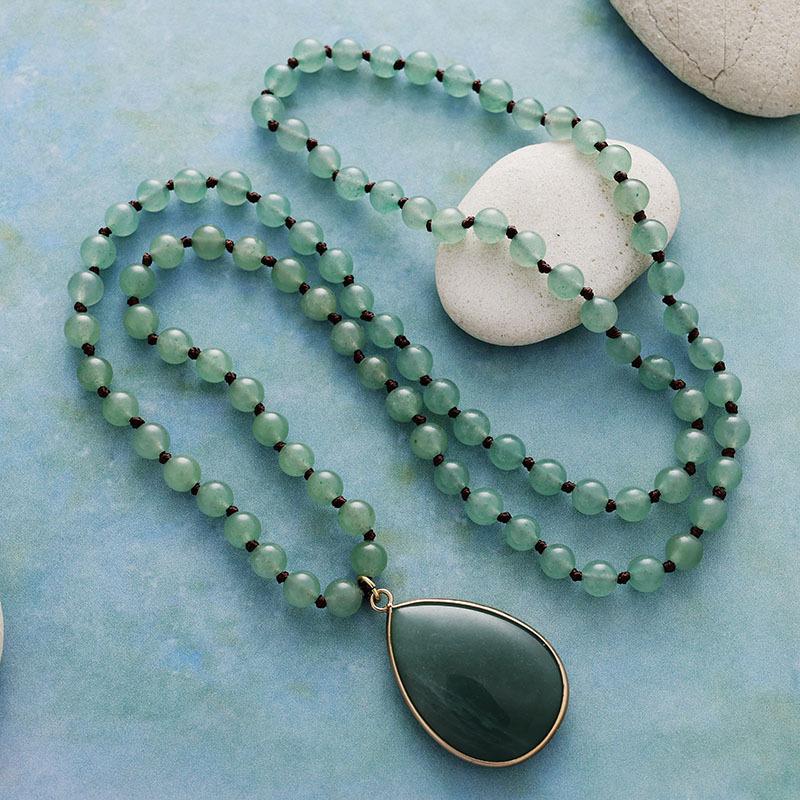 High-Quality Natural Stone Powder Crystal Handmade Beaded Knotted Pendant Necklace Light Luxury Handmade Stone Jewelry