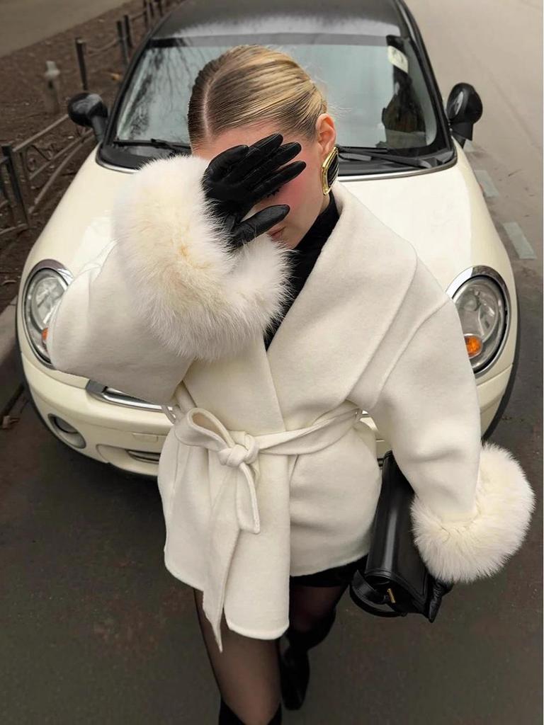 2025 A/W Women's French Tweed Short Coat with Fur Cuffs, V-neck, and Tie-waist - Solid Color.