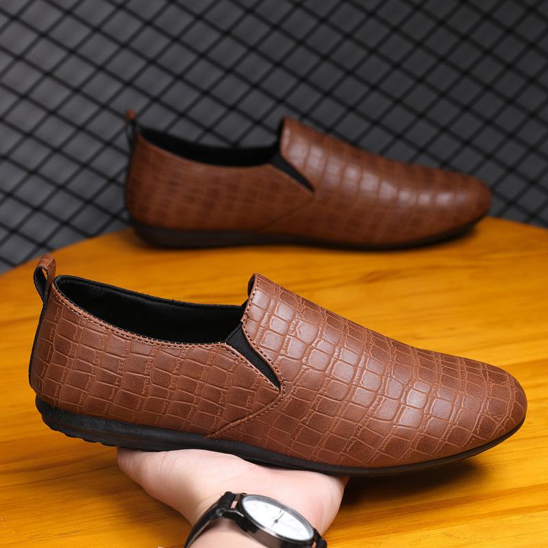 

Весняно-літнє світське чоловіче повсякденне взуття модне взуття Doudou взуття чоловіче ледаче взуття покриває ноги та педалі чоловіче взуття зовнішня торгівля 44