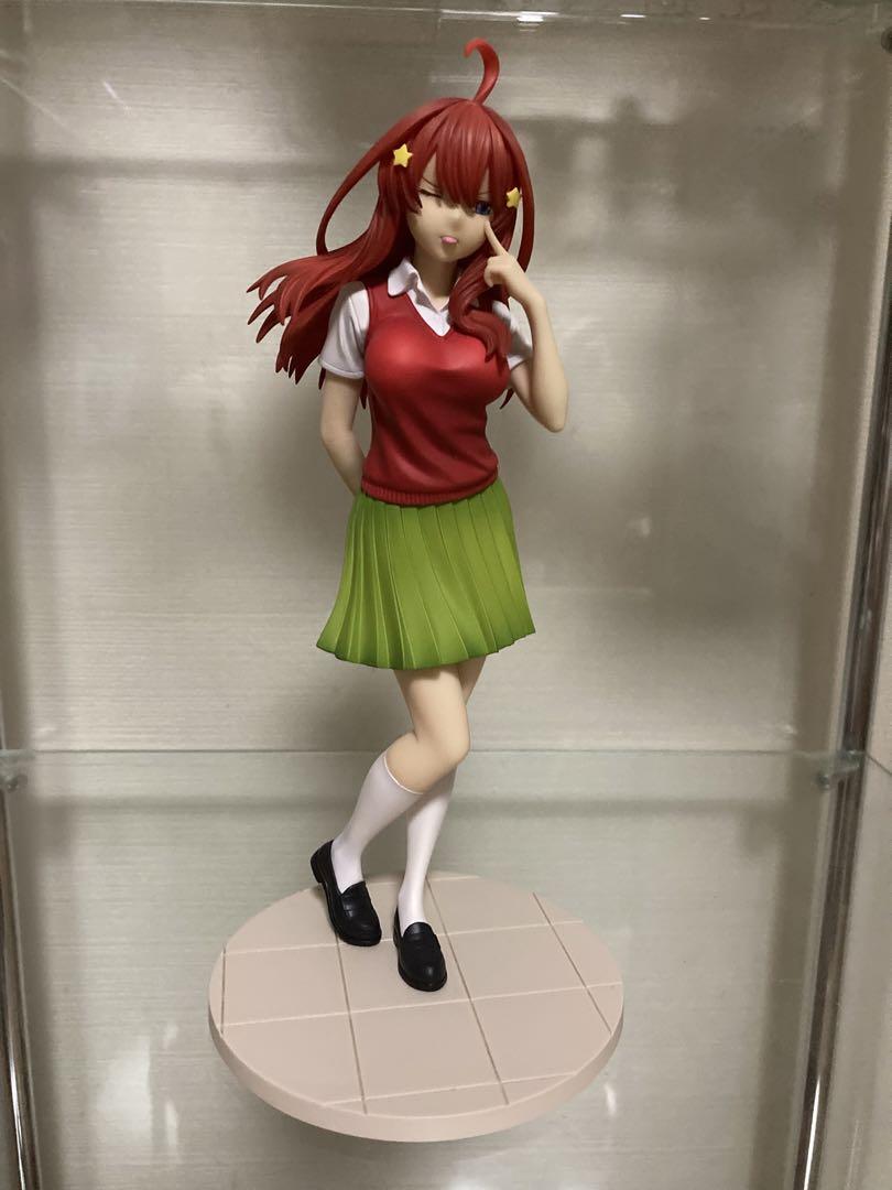 

[Б/У] Kotobukiya The Quintessential Quintuplets Фигурка в масштабе 1/8: Накано Сацуки