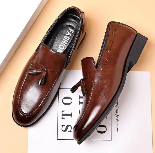 

Летние новые мужские кожаные туфли, повседневные, деловые, формальные, на толстой подошве, с круглым носком, модные, супер трендовые, для жениха, свадьбы, вечеринки, D79 48 красный