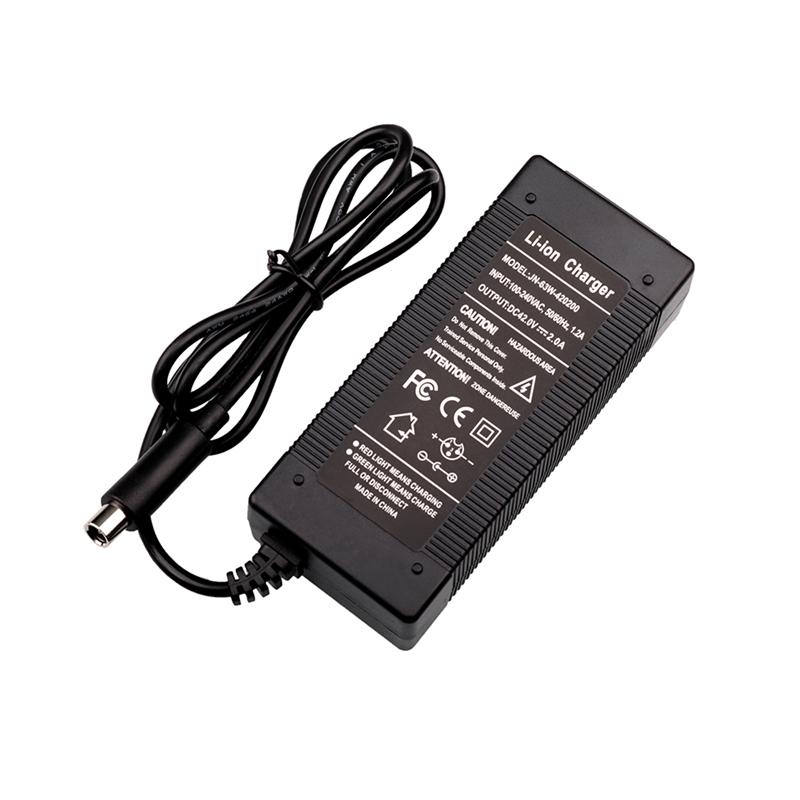 36V 2A Lithium-Batterieladegerät für 42V 2A 10er-Serie Li-Ionen-Akkupack Geräuschloses Ladegerät DC 5.5*2.1MM Stecker 3P GX12 Stecker DC 8MM