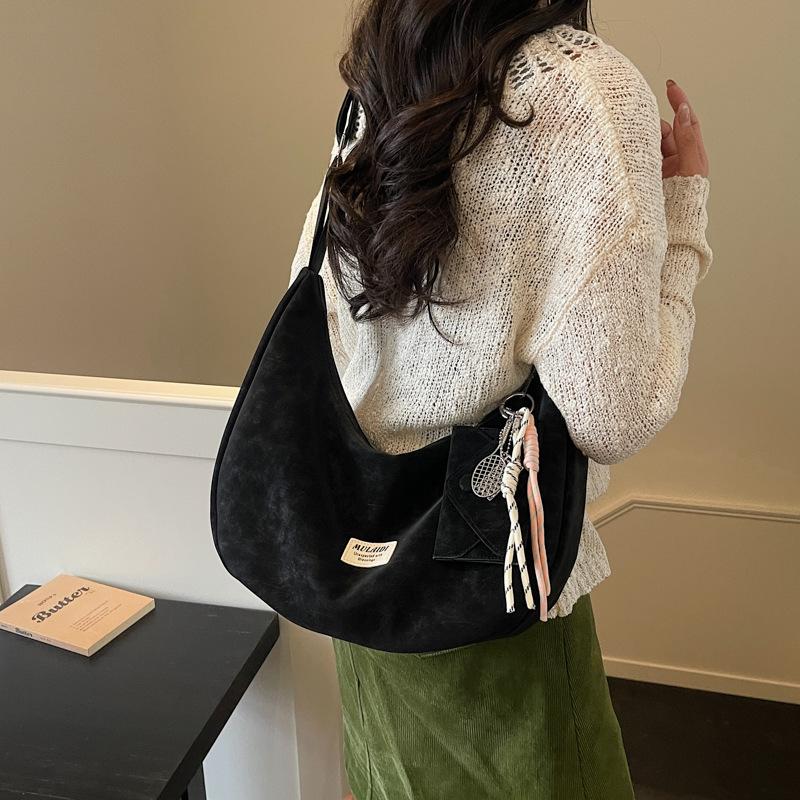 Casual simple large-capacity tote bag women's fashion versatile commuter shoulder messenger bag dumpling bag