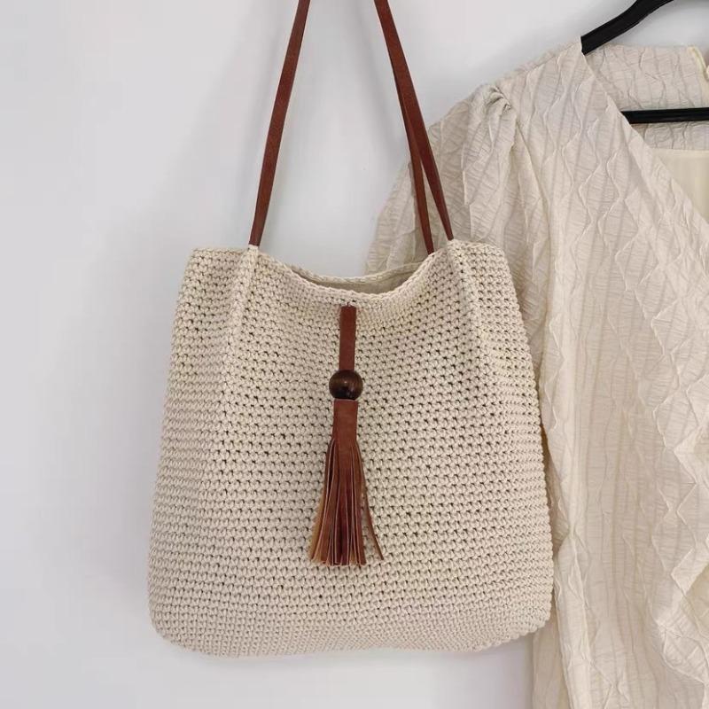 New cotton thread tassel straw woven bag handwoven bag underarm shoulder bag women's handheld women's bag vacation beach bag
