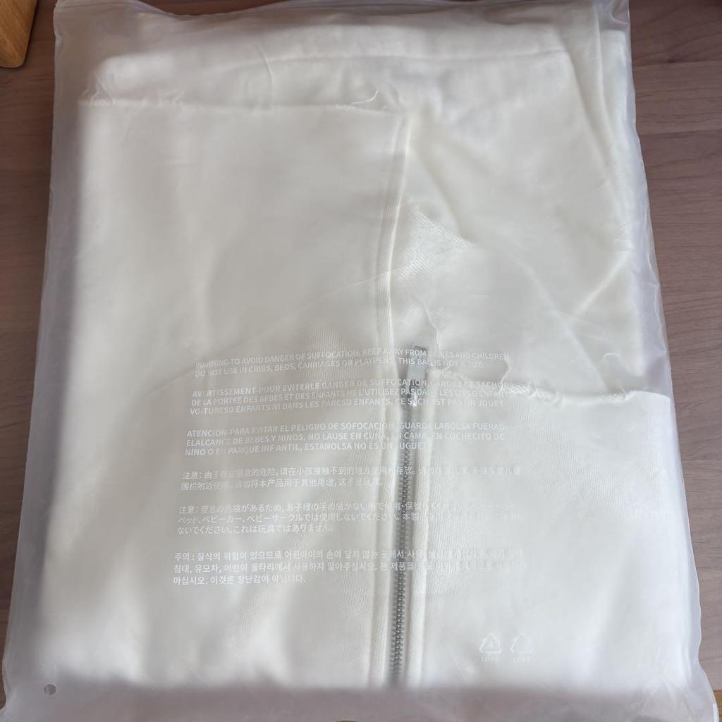 [USED] BTS JUNG KOOK Artist-Made Hoodie, Size L, White