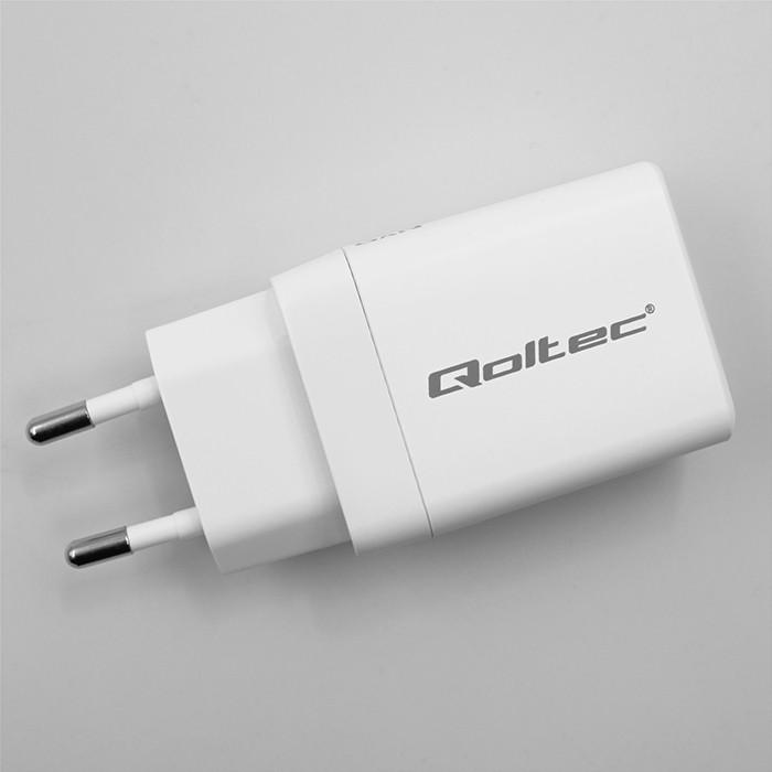 Qoltec Ładowarka Sieciowa 45W Gan  | 5-20V | 1.5-3A | 1 X Usb-C Pd | 1 X Usb Qc 3.0 | Biała
