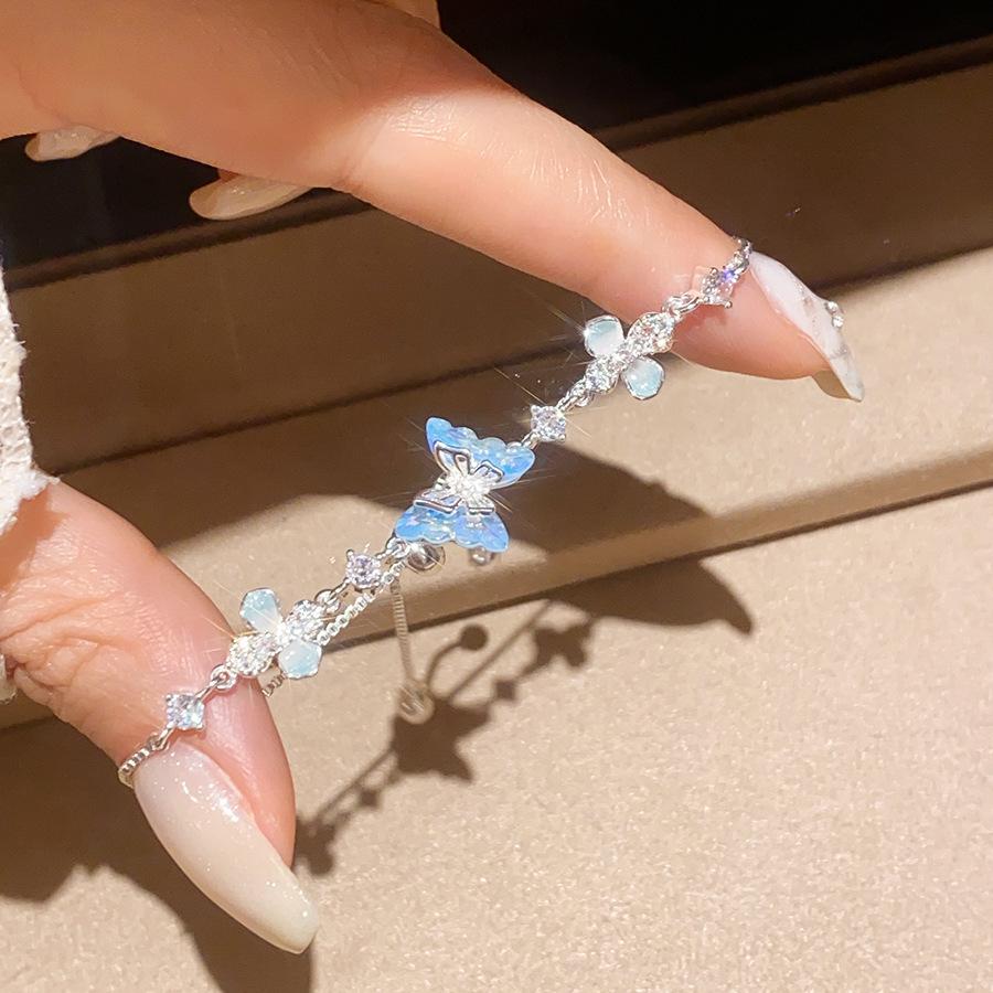 Butterfly Shadow Bowknot Beaded Bracelet - Light Luxury, High-End Sense, Elegant Women's Jewelry