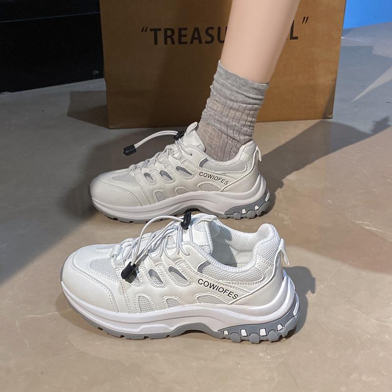 

Mesh breathable board shoes dad shoes women s 2025 spring and summer new non-slip mountaineering shoes versatile height-increasing casual sports shoes 35