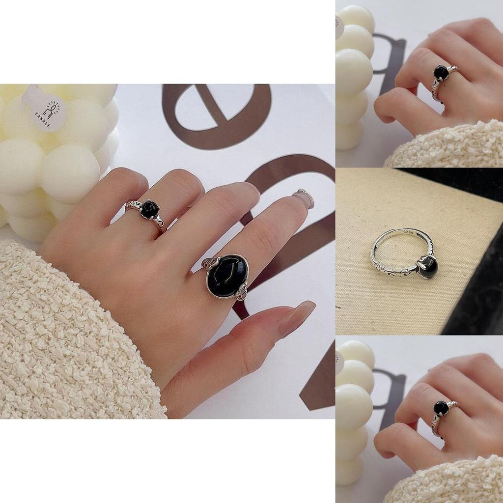 Black Geometric Luxurious Agate Ring For Women With Unique Vintage Charm And Adjustable Size