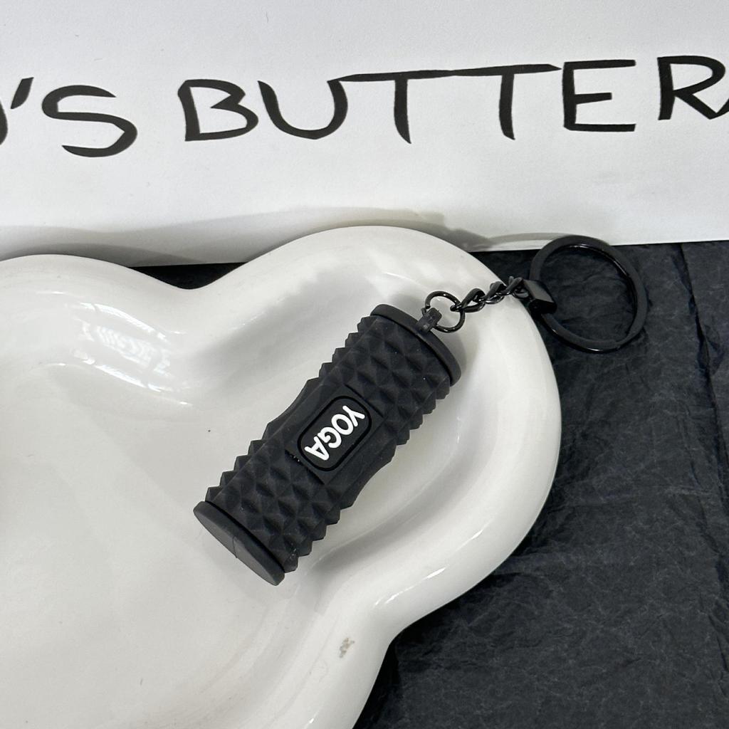 Miu Series Dumbbell Plate Keychain: Trendy Fitness Accessory & Sports Jewelry Gift