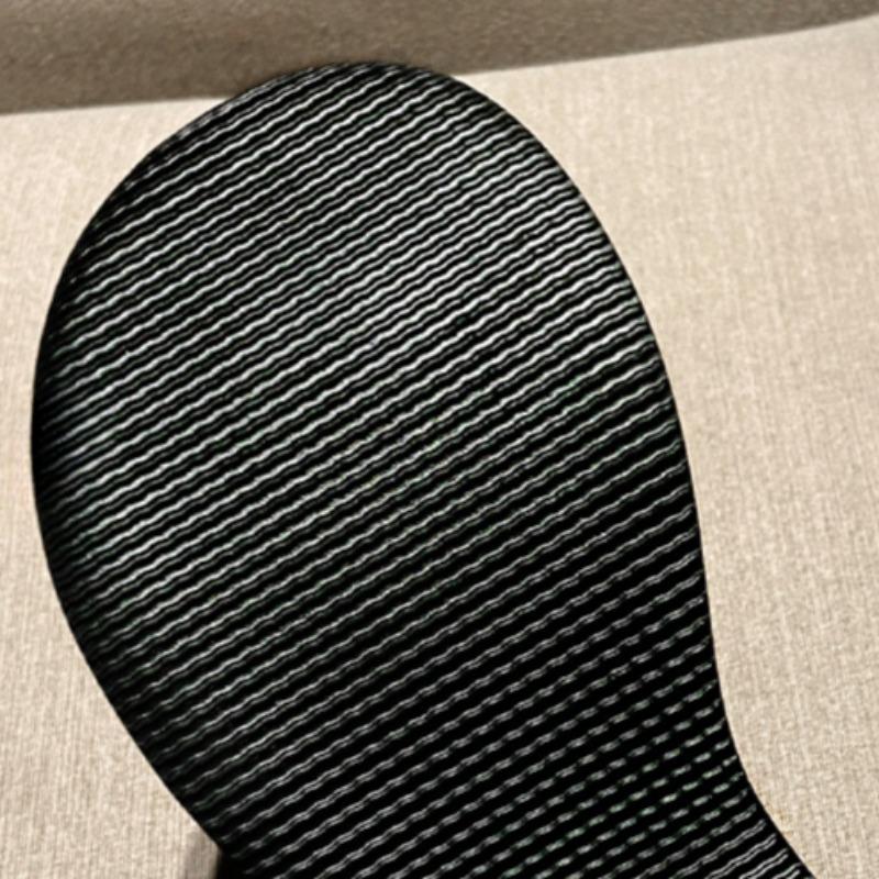 Dámské boty s tlustou podrážkou a velkou špičkou na jaře, nové malé kožené boty v britském stylu pro studentky, jednoduché boty s kovovou přezkou, černé, pro zvýšení výšky