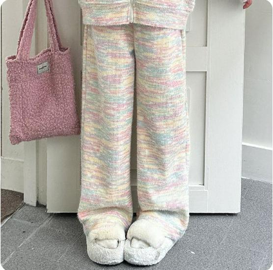 

Комплект из флиса для девочек Осень-Зима 2025: Уютный флисовый топ из клейкого риса и брюки широкого кроя, костюм-двойка 170cm