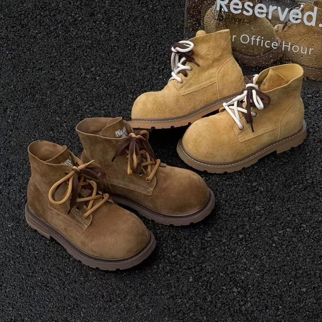 

2025 осень и зима новая европейская станция увеличение высоты ботинки Мартин мягкая кожа мягкая подошва ретро женские короткие ботинки коровья кожа обратная рабочие ботинки 40 коричневый