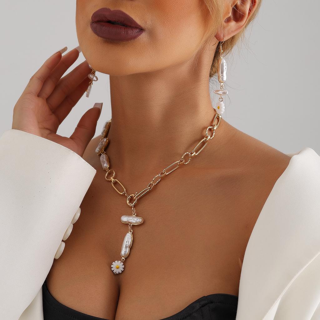Accessories, Versatile High-End Special-Shaped Imitation Pearl Necklace Women, Splicing Chain Necklace