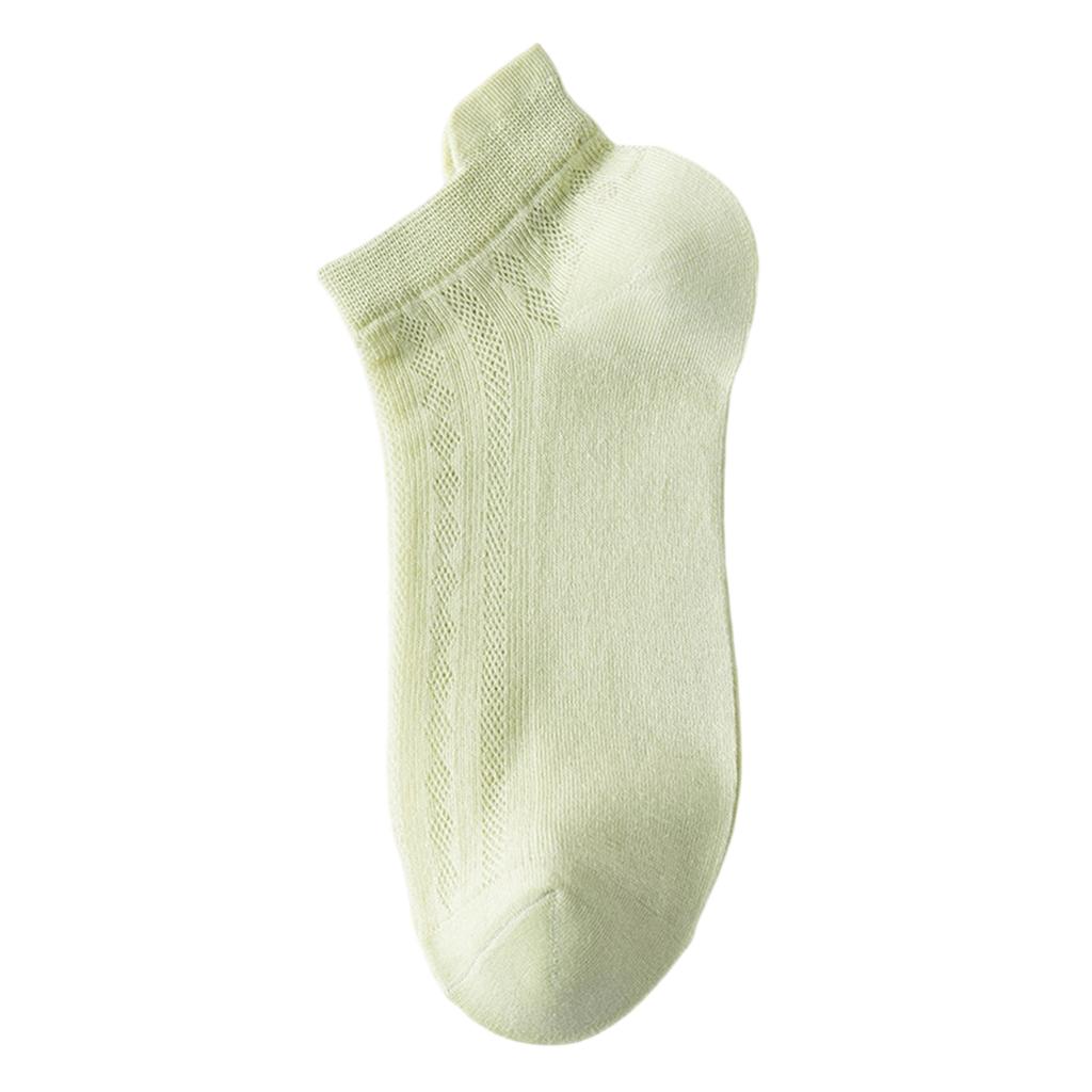 Women's Low Cut Breathable Mesh Athletic Socks Lightweight Thin Ankle Socks with Reinforced Toe and Heel for Sports and Daily Wear