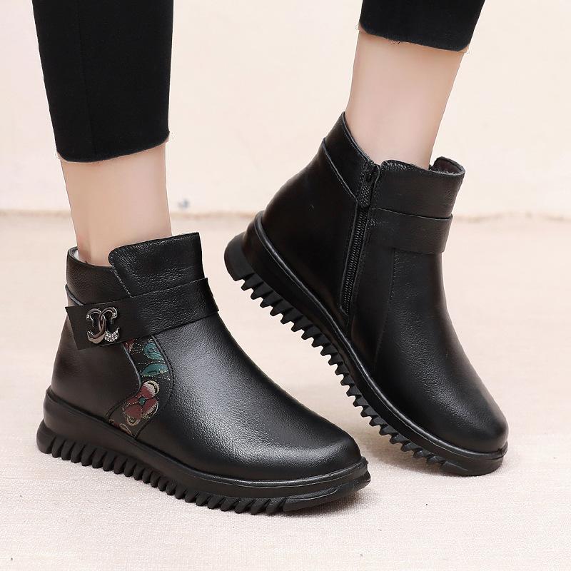 2024 Winter New Fashion Genuine Leather Women's Ankle Boots Women Plush Thick Keep Warm Snow Boots Mother Shoes free shipping