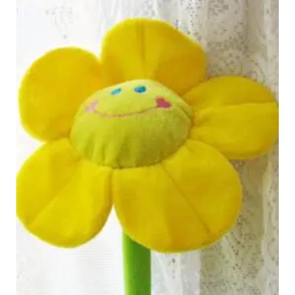 Cartoon Household Toys Multifunctional Smile Sunflowers Plush Plants Baby Bed Decoration Room Decoration Curtain Buckle Gift