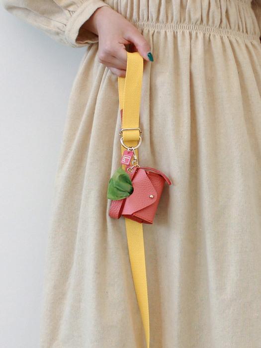 MAISON DE MIU Strap Pouch Bag Coral