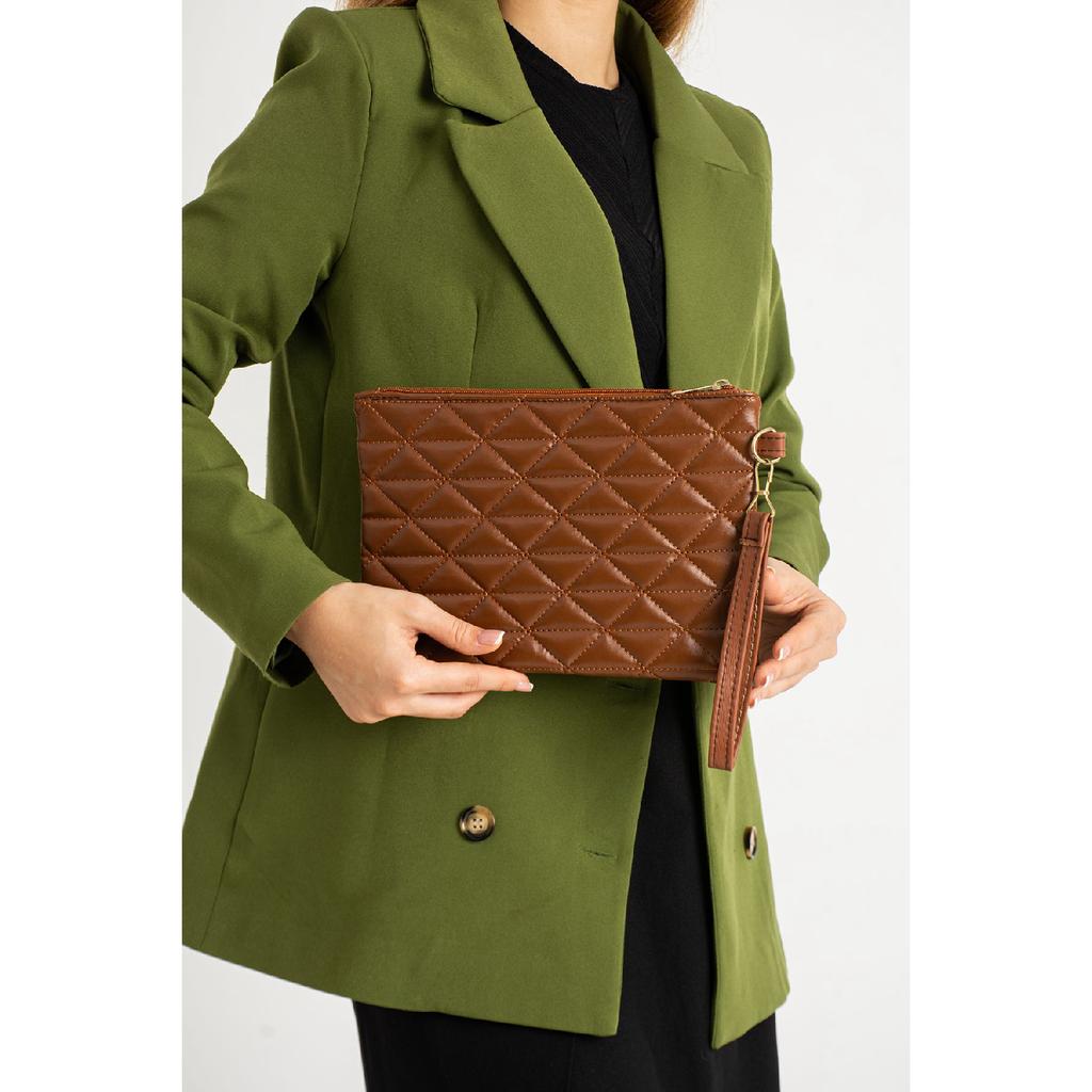 Black Patent Leather Triangle Patterned Portfolio Clutch Handbag