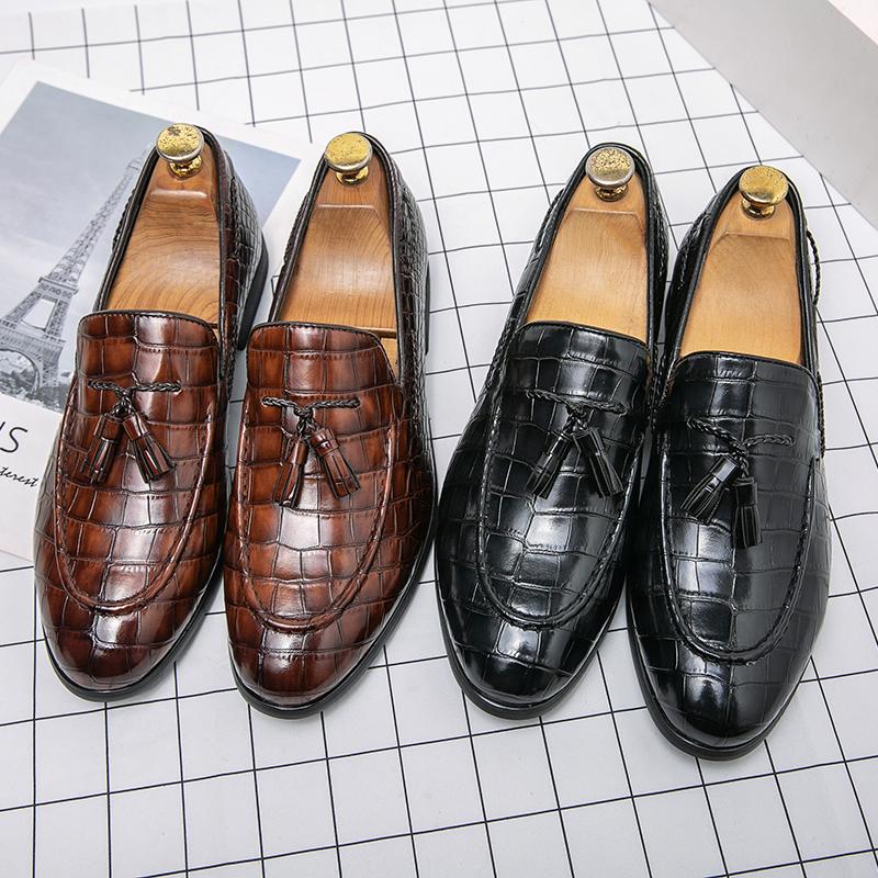 Módní módní střapcové mokasíny pánské svatební boty černé formální obchodní večerní šaty nazouvací kožené boty ležérní boty boty na platformě