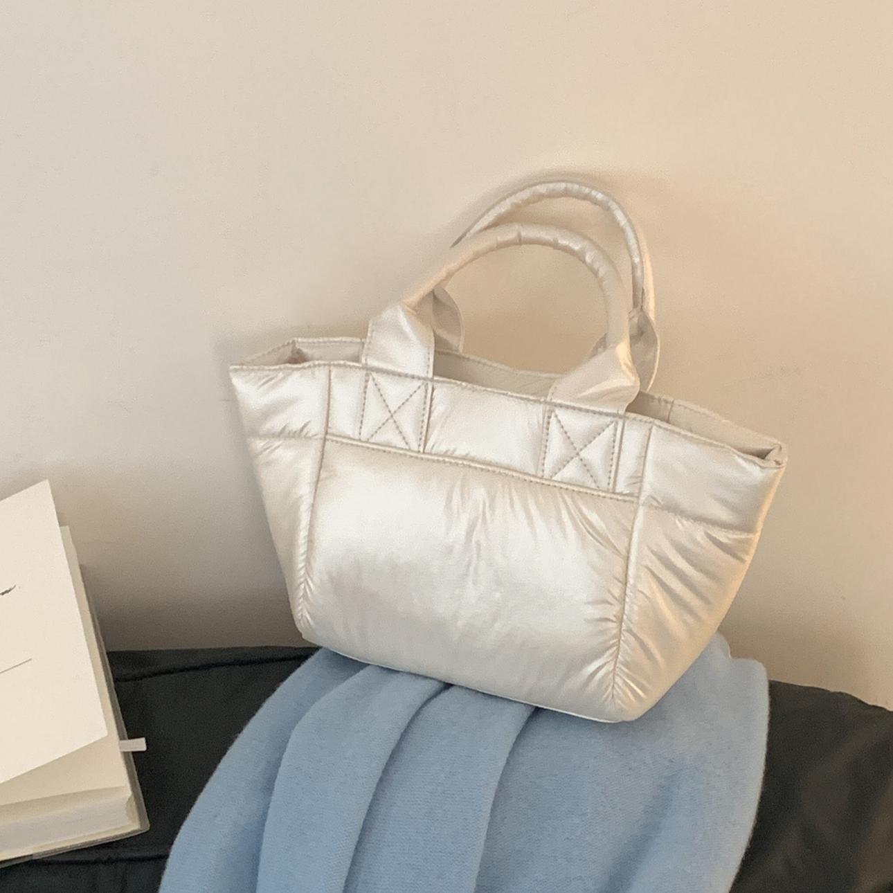 

Fashion Nylon Quilted Tote Bags for Women Cotton Padded Shoulder Bag Mini Handbags and Purses Down Space Bag Winter Small Clutch