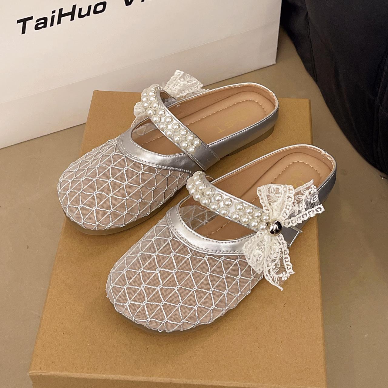 

Flat-bottomed French bag head half slippers outer wear women s shoes spring and summer 2025 new mesh breathable soft-soled sandals 40